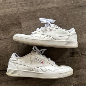 Women’s Reebok Club Sneaker 6.5